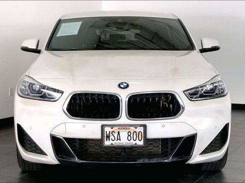 Used 2023 BMW X2 xDrive28i w/ M Sport Package AWD/4WD image 3