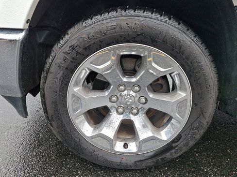 Used 2019 RAM 1500 Big Horn image 9