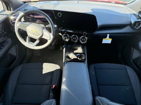 New 2026 Chevrolet Blazer EV LT image 33