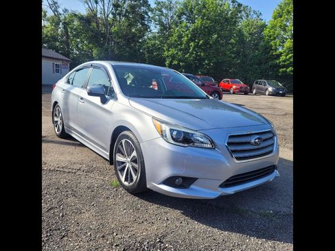Used 2015 Subaru Legacy 2.5i Limited AWD/4WD image 2
