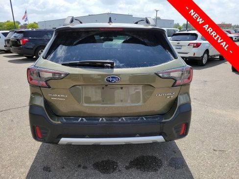 Used 2022 Subaru Outback Limited XT w/ Popular Package #2 AWD/4WD image 4