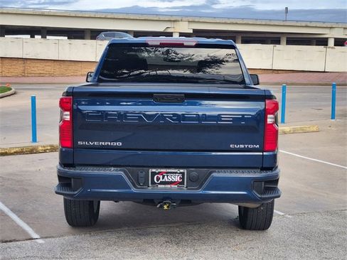 Used 2023 Chevrolet Silverado 1500 Custom image 6