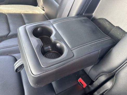 Used 2022 RAM 1500 Laramie AWD/4WD image 33