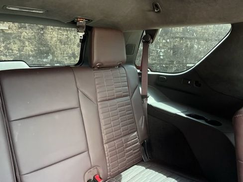 Used 2023 Cadillac Escalade V AWD/4WD image 42
