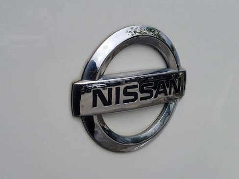 Used 2021 Nissan NV 2500 SV w/ Back Door Glass Package RWD image 12