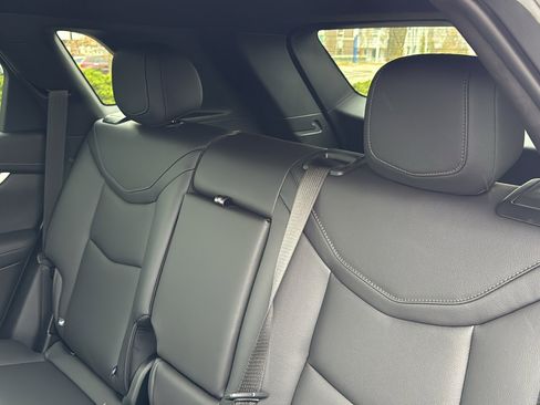 New 2025 Cadillac XT5 Luxury image 28