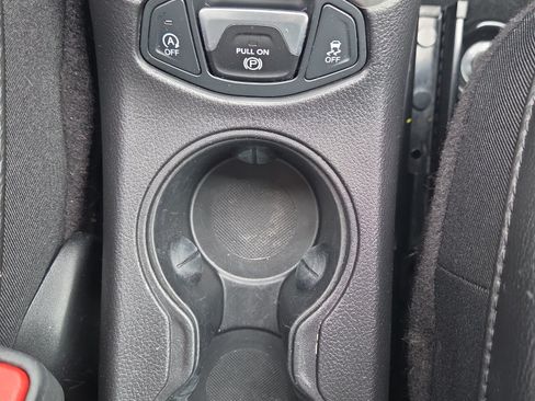 Used 2019 Jeep Compass Latitude w/ Cold Weather Group AWD/4WD image 8