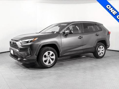 Used 2024 Toyota RAV4 LE image 2