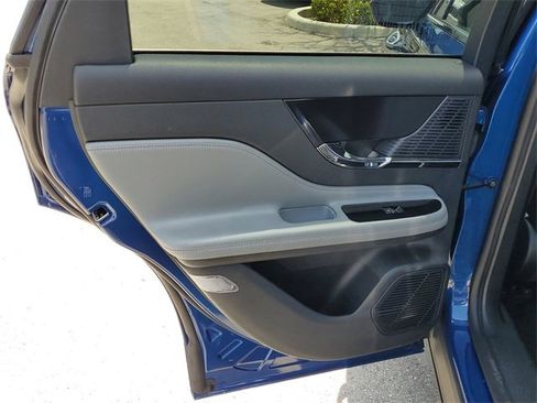 Certified 2021 Lincoln Corsair Standard image 18