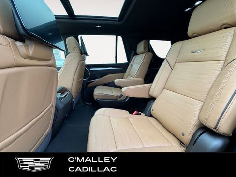 New 2026 Cadillac Escalade Luxury w/ Touring Package image 11