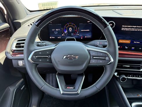 New 2026 Chevrolet Traverse Z71 image 12