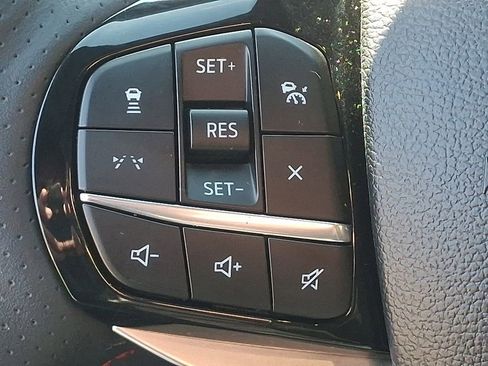 Used 2025 Ford Explorer ST image 21