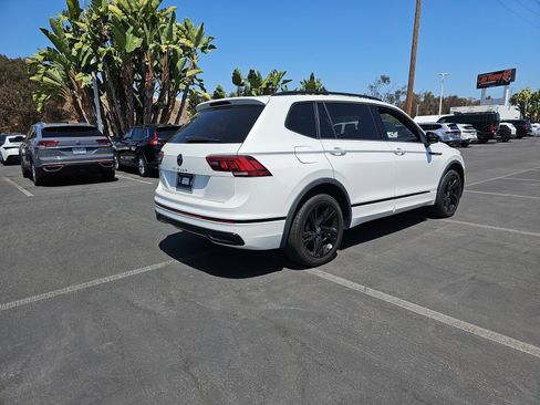 Used 2023 Volkswagen Tiguan SE R-Line FWD image 5