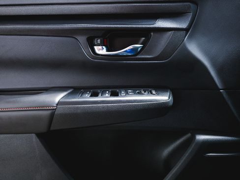 Used 2023 Honda CR-V Sport image 17