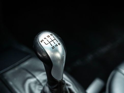 Used 2004 Porsche 911 GT3 RWD image 27