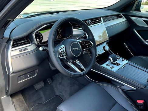 New 2026 Jaguar F-PACE R-Dynamic S AWD/4WD image 4