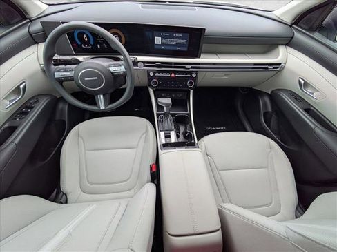 New 2026 Hyundai Tucson SEL image 3