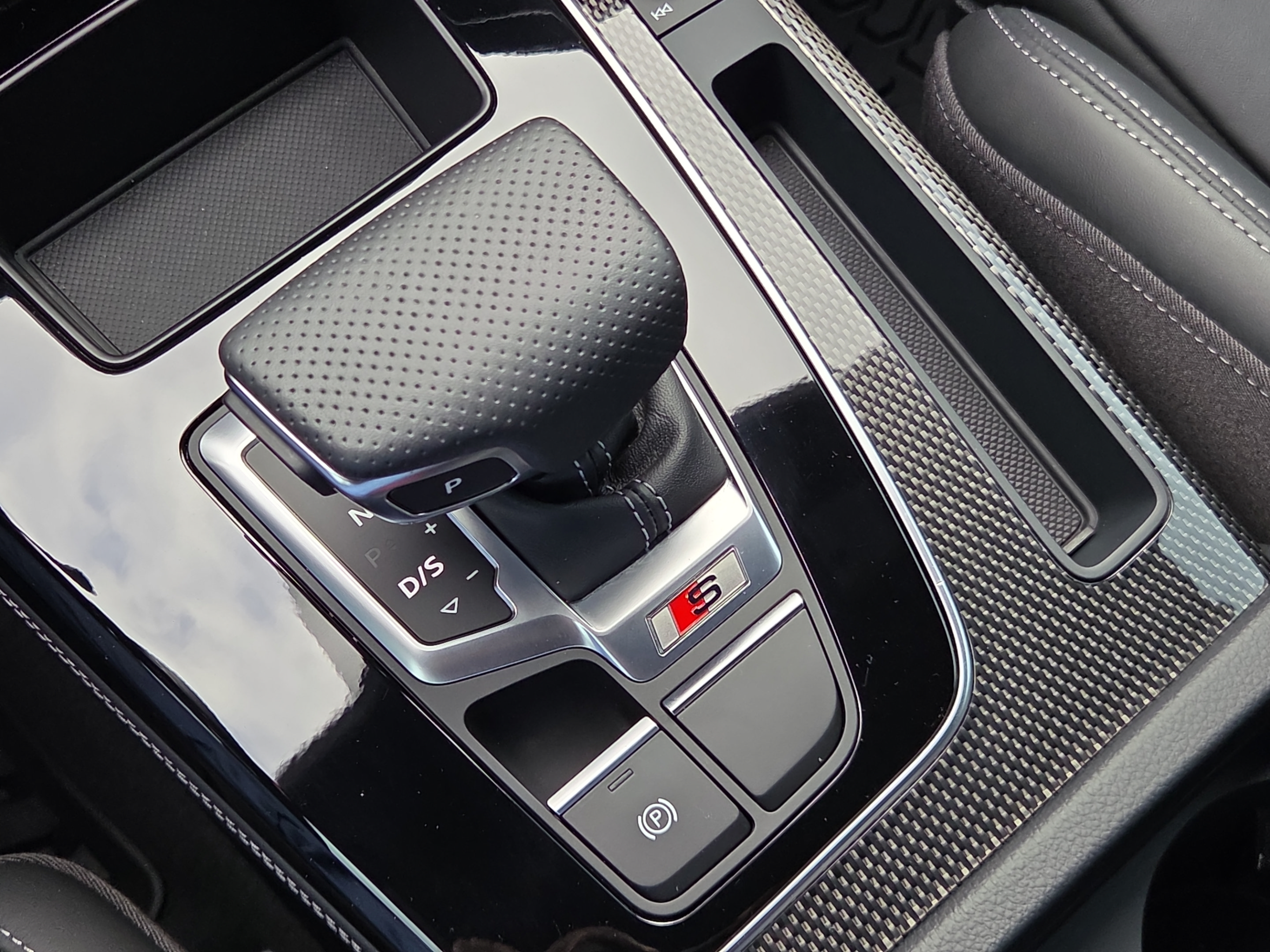 Used 2025 Audi SQ5 Prestige AWD/4WD image 21