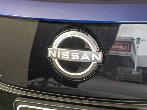 Certified 2025 Nissan Leaf S image 5