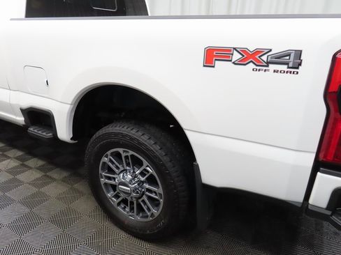 Used 2025 Ford F250 Platinum w/ Platinum Plus Package image 51