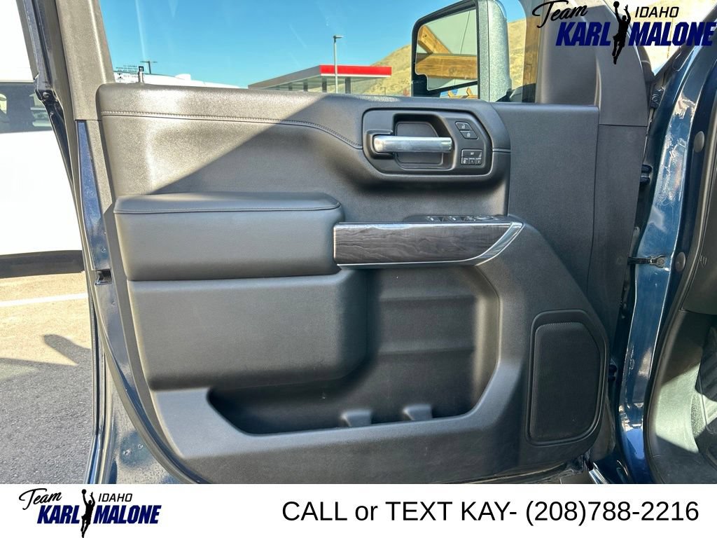 Used 2020 Chevrolet Silverado 3500 LTZ w/ LTZ Plus Package AWD/4WD image 25