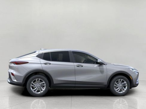 Used 2026 Buick Envista Preferred w/ Convenience II Package FWD image 5