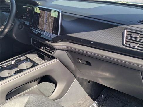 Used 2024 Volkswagen Atlas Cross Sport SEL R-Line image 22