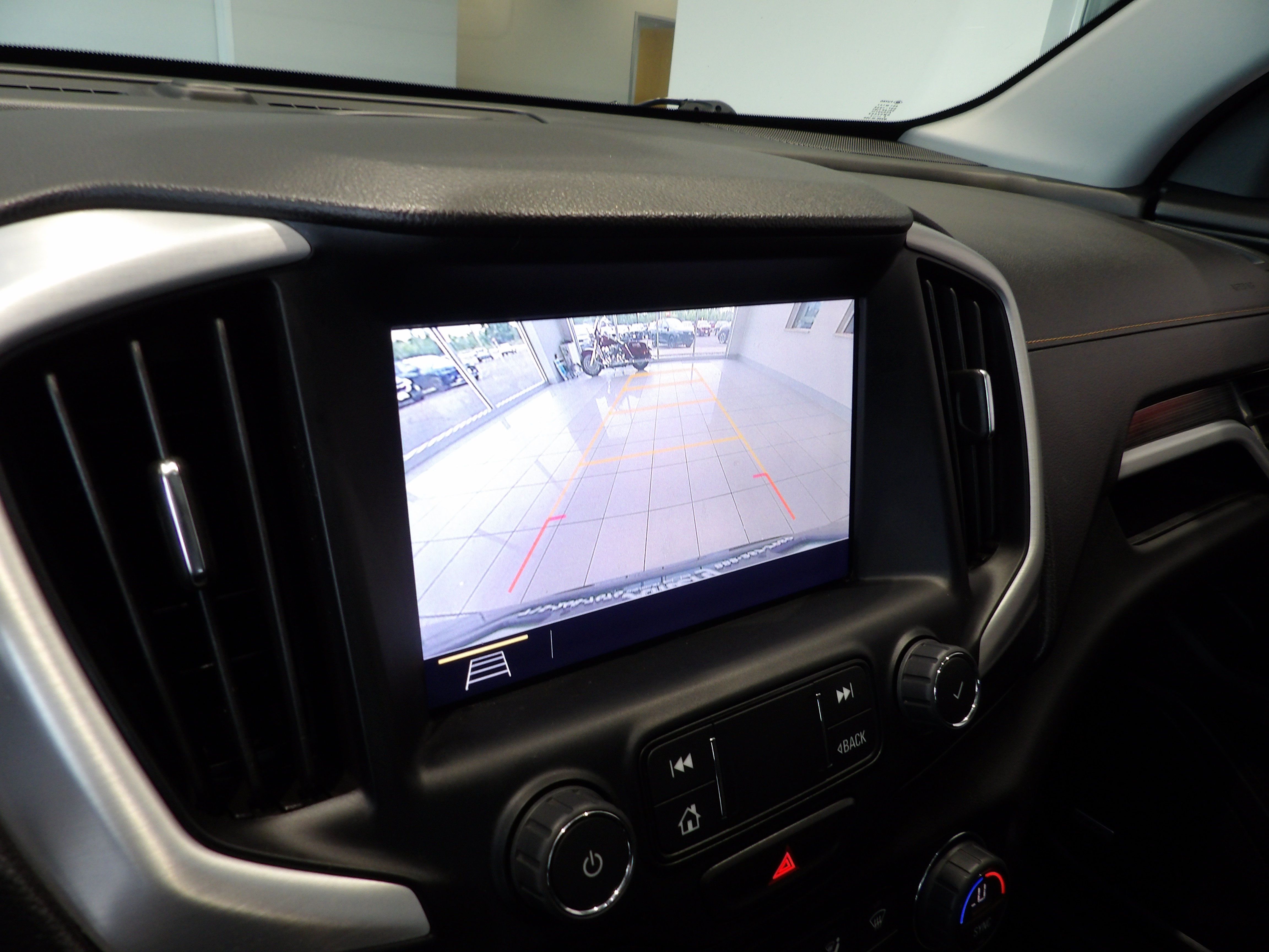 Used 2021 GMC Terrain SLT w/ Infotainment Package II AWD/4WD image 14