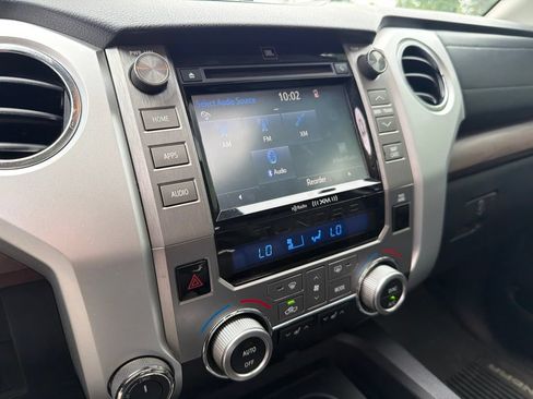 Used 2018 Toyota Tundra Limited w/ Limited Premium Package AWD/4WD image 28