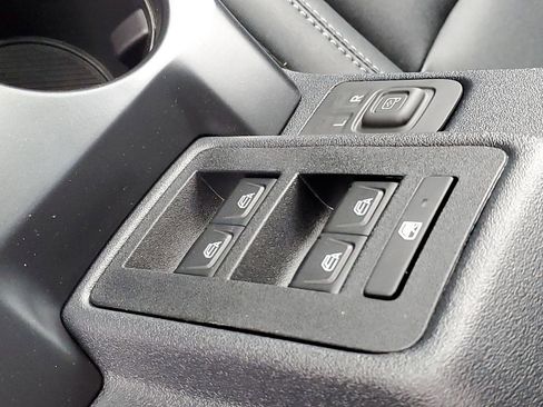 New 2025 Ford Bronco Big Bend w/ Black Diamond Package image 23