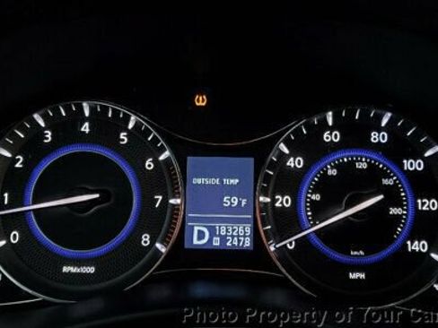 Used 2011 INFINITI QX56 2WD w/ Theater Pkg image 29