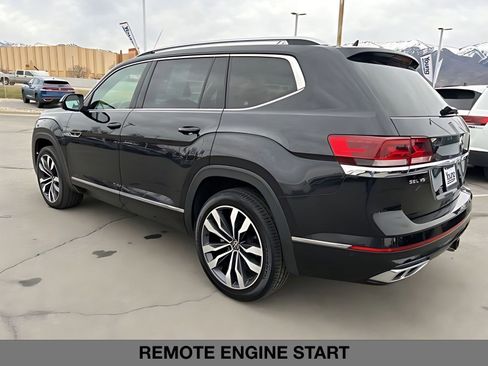 Used 2022 Volkswagen Atlas SEL Premium image 5
