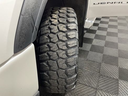 Used 2022 GMC Sierra 3500 Denali image 41