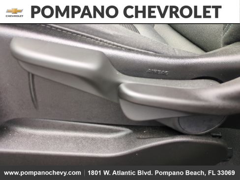 Used 2022 Chevrolet Bolt EUV LT w/ Driver Confidence Package image 23