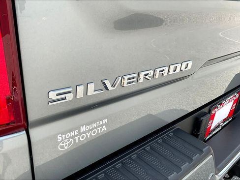 Used 2026 Chevrolet Silverado 1500 High Country w/ High Country Premium Package AWD/4WD image 19