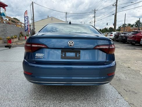 Used 2019 Volkswagen Jetta SE FWD image 10