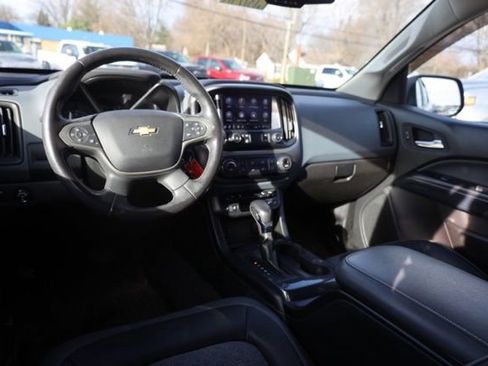 Used 2022 Chevrolet Colorado Z71 image 28