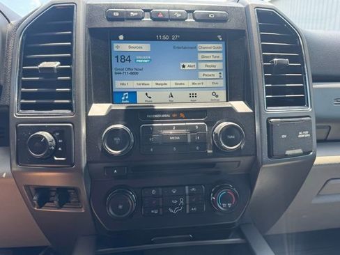 Used 2018 Ford F450 XLT w/ XLT Premium Package AWD/4WD image 18