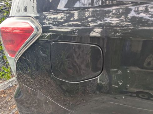 Used 2018 Subaru Forester 2.5i Limited AWD/4WD image 19