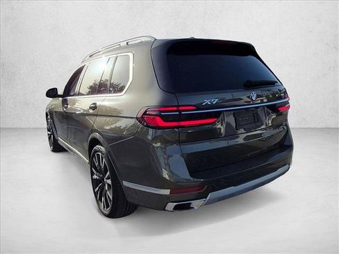 Used 2026 BMW X7 xDrive40i AWD/4WD image 7