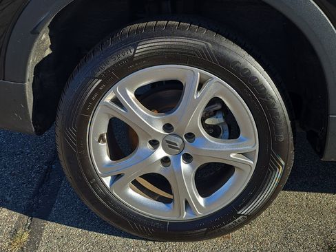 Used 2024 Dodge Hornet GT image 5