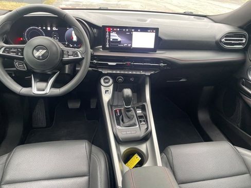 Used 2024 Dodge Hornet GT image 3