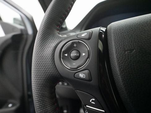 Used 2022 Honda Ridgeline Black Edition image 17