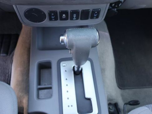 Used 2017 Nissan Frontier SV w/ SV Value Truck Package RWD image 19