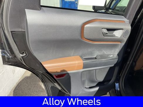 New 2025 Ford Bronco Sport Outer Banks w/ Sasquatch Outer Banks Package image 22