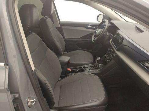 Used 2022 Volkswagen Taos SE image 21