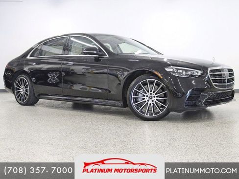 Used 2022 Mercedes-Benz S 580 4MATIC Sedan image 1