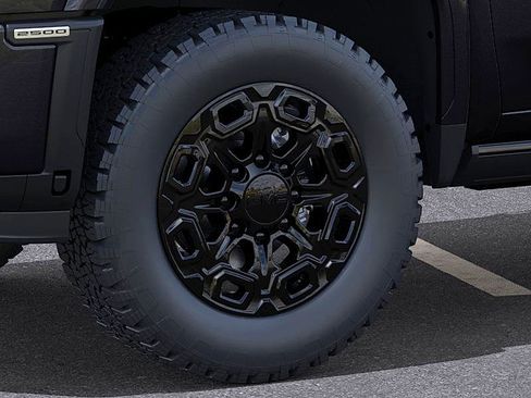 New 2026 GMC Sierra 2500 AT4 w/ AT4 Premium Plus Package AWD/4WD image 9