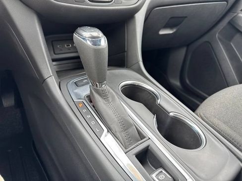 Used 2020 Chevrolet Equinox LT AWD/4WD image 14