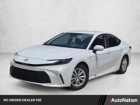 New 2026 Toyota Camry LE FWD image 1